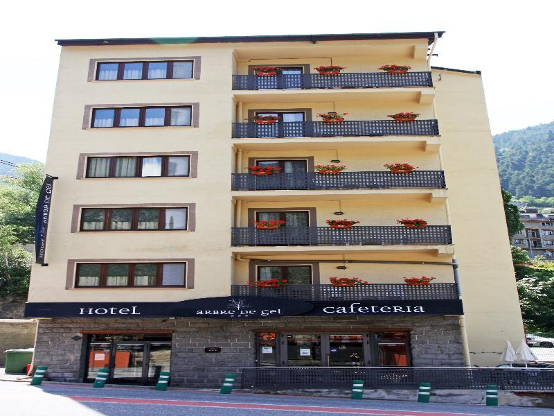Hotel Arbre De Neu Encamp Exterior photo